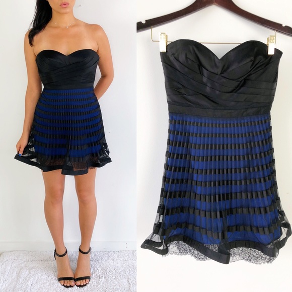 BCBGMaxAzria Dresses & Skirts - BCBGMAXAZRIA Neena Strapless Pleated Dress
